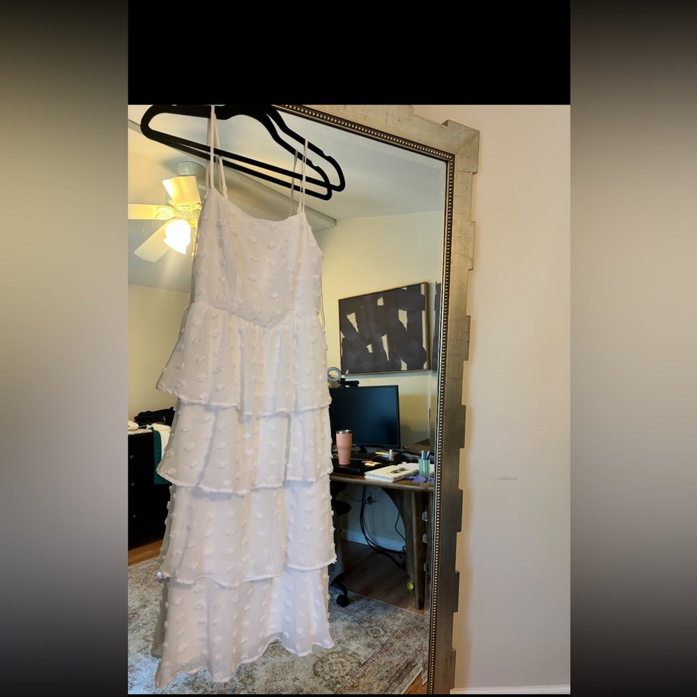 Francesca's Collections White Tiered Midi Dress